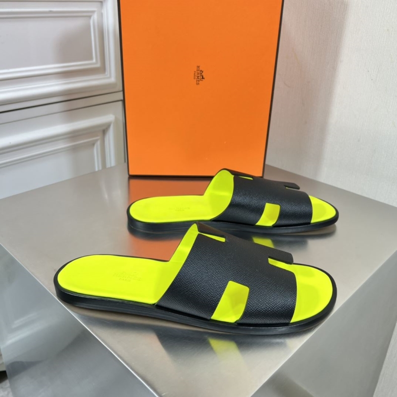 H**mes slippers